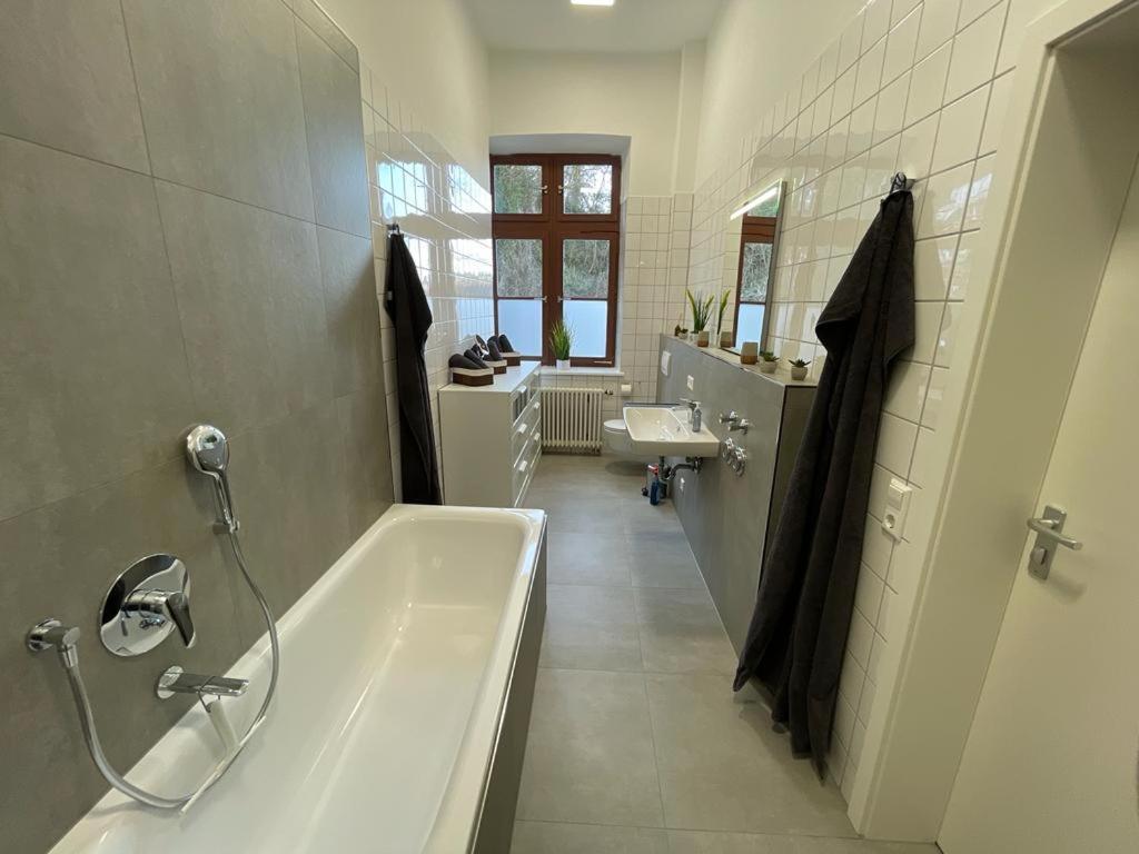 Charmante Wohnung Am Neckar バートヴィンプフェン エクステリア 写真