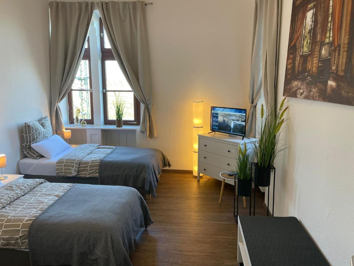 Charmante Wohnung Am Neckar バートヴィンプフェン エクステリア 写真